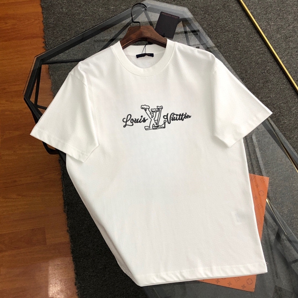 ブランドTシャツ正面デザイン